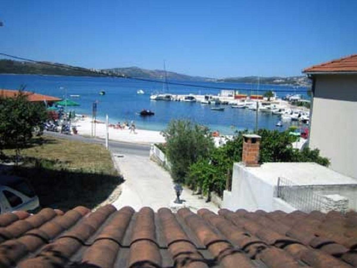 Apartments Doria - 20M From Beach Trogir Exterior photo